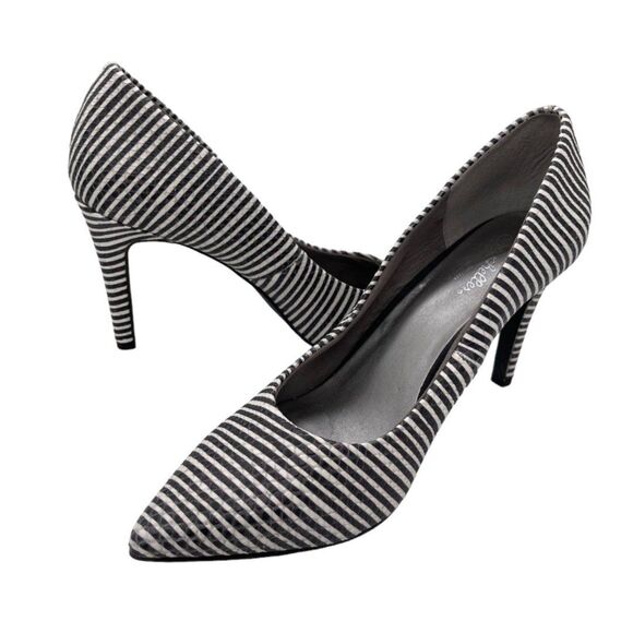 Seychelles Black & White Stripe Heels Rubber Sole Pointed Toe - Picture 1 of 9
